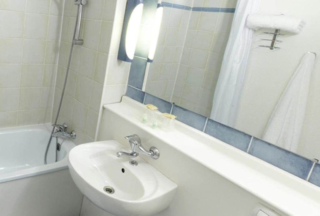 Hotel Campanile 3*